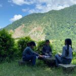 उत्तराखंड का यह 'उल्टा पुल्टा' स्कूल ग्रामीण शिक्षा पर पुनर्विचार कर रहा है