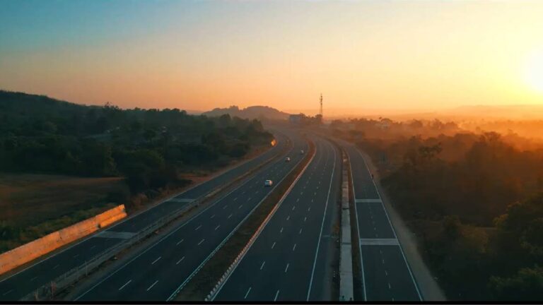 एनएचएआई द्वारा डीओटी और ट्राई से संपर्क करने से राष्ट्रीय राजमार्गों पर मोबाइल नेटवर्क कनेक्टिविटी में सुधार होगा