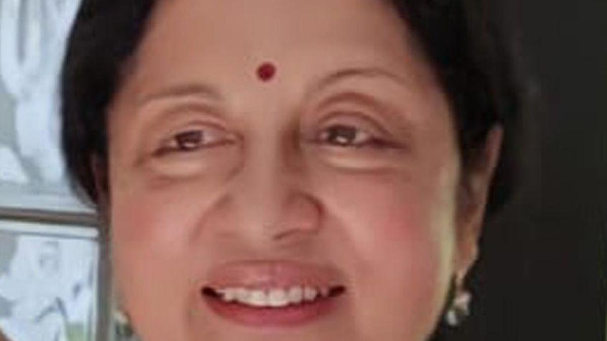 ‘ट्रांसलेशन: द ब्रिज ओवर लाइव्स एंड लैंडस्केप्स’ द हिंदू लिट फॉर लाइफ के 13वें संस्करण का हिस्सा है, जिसमें चंदन गौड़ा, गौरी रामनारायण और वनमाला विश्वनाथ वक्ता हैं।