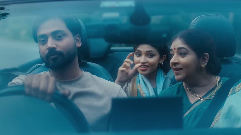 'तीर्थरूपा थांडेयावारिज' फिल्म समीक्षा: जीवन से जुड़ा एक प्रासंगिक नाटक