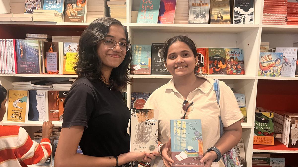 द हिंदू लिट फॉर लाइफ| पुस्तकें एक पलायन के रूप में, और पाठकों के लिए एक स्थिर उपस्थिति के रूप में