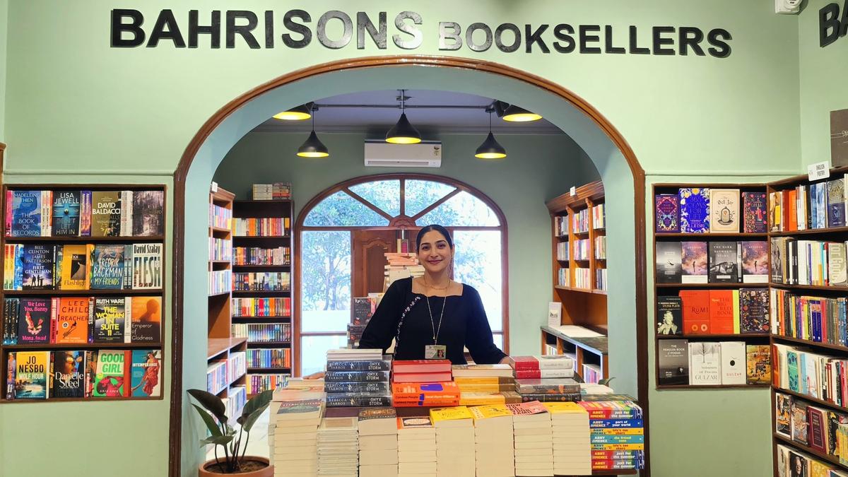 दिल्ली के प्रतिष्ठित बहरीसंस बुकसेलर्स हैदराबाद पहुंचे