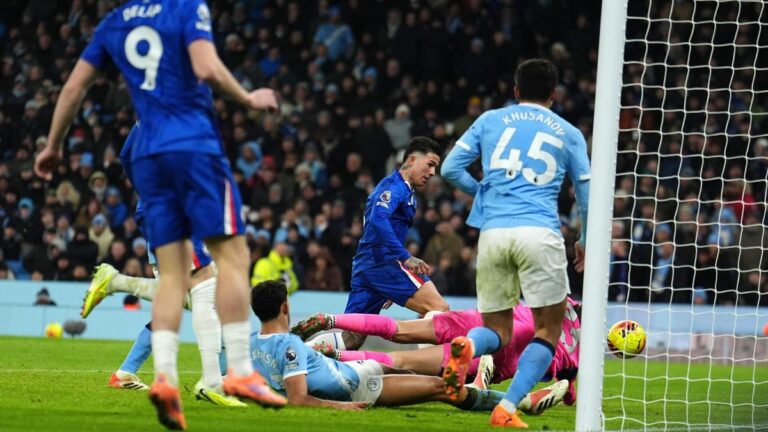 प्रीमियर लीग: चेल्सी के फर्नांडीज ने मैन सिटी के साथ मैच ड्रा कराने के लिए देर से बराबरी हासिल की
