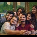 फिल्म निर्माता एलन एहसान दोस्तों के बीच वर्ग मतभेदों पर एक लघु फिल्म स्प्लिट का निर्देशन कर रहे हैं