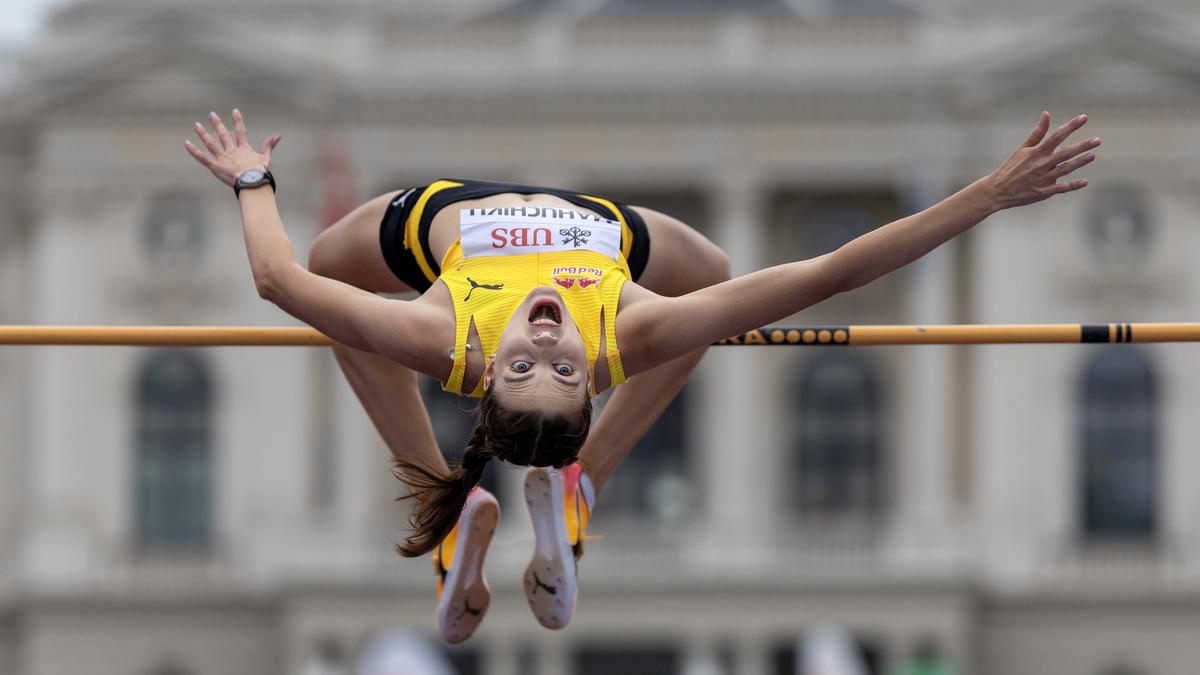 बिना किसी सीमा के महुचिख अपने हवाई प्रभुत्व को फिर से स्थापित करना चाहती है