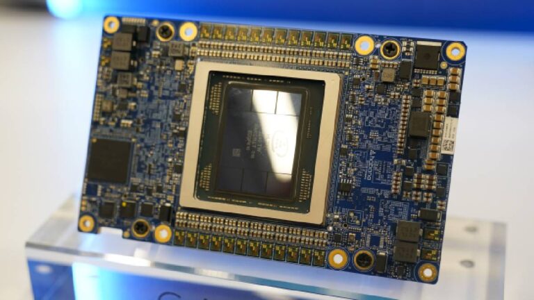 भारत ने 2032 तक 3एनएम चिप निर्माण का लक्ष्य रखा है: सरकार ने सेमीकंडक्टर रोडमैप तैयार किया