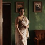 लीना ने जीतू जोसेफ की 'वलाथु वाशाथे कल्लन' और अगली किताब, 'वूमेनोपॉज़' के साथ वापसी की है।