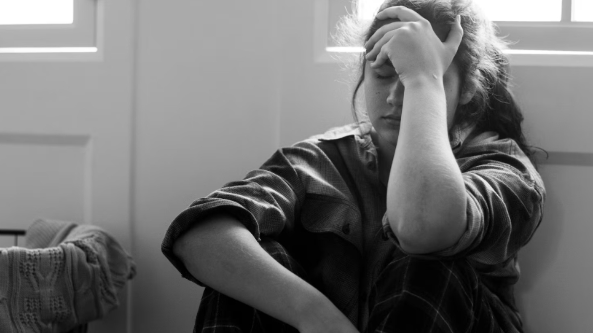 विशेषज्ञ बताते हैं कि जेन जेड के बीच चिंता और अवसाद तेजी से क्यों बढ़ रहा है