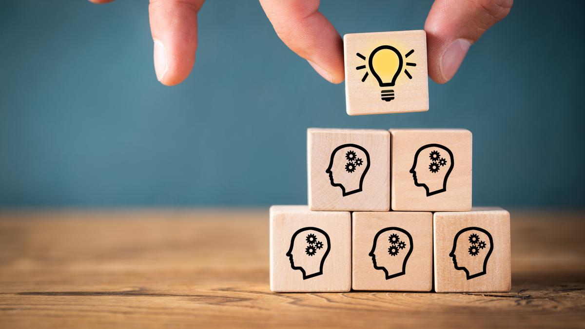 सामान्य व्यापार को नया आकार देने के लिए स्मार्ट कार्यबल मॉडल