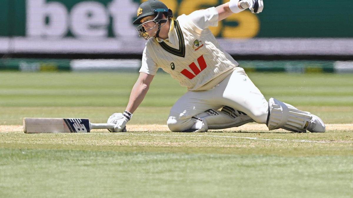 स्टीव स्मिथ ने संन्यास की बात को खारिज कर दिया क्योंकि वह इंग्लैंड को अनुमान लगाने पर मजबूर कर रहे हैं