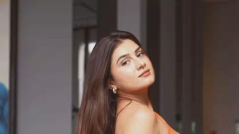 स्प्लिट्सविला X6: दीक्षा पवार को बलात्कार और काले जादू की धमकियाँ मिलीं, रिश्ते की अफवाहों पर चुप्पी तोड़ी