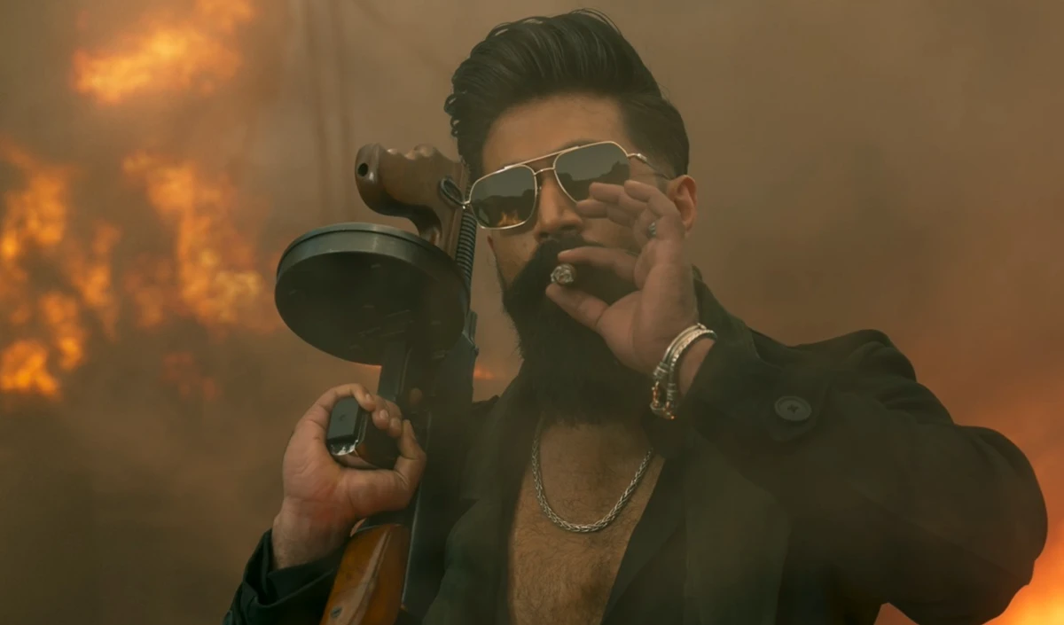 हिंदी में टॉक्सिक टीज़र | ‘दौड़ने का समय चला गया, अब उड़ने का समय है’, टॉक्सिक टीजर में यश का खूंखार अवतार, ‘डैडी इज होम’ से मचाया तहलका