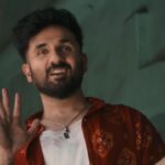 'हैप्पी पटेल' फिल्म समीक्षा: वीर दास ने अपने बेतुके हास्य का मजाक उड़ाया