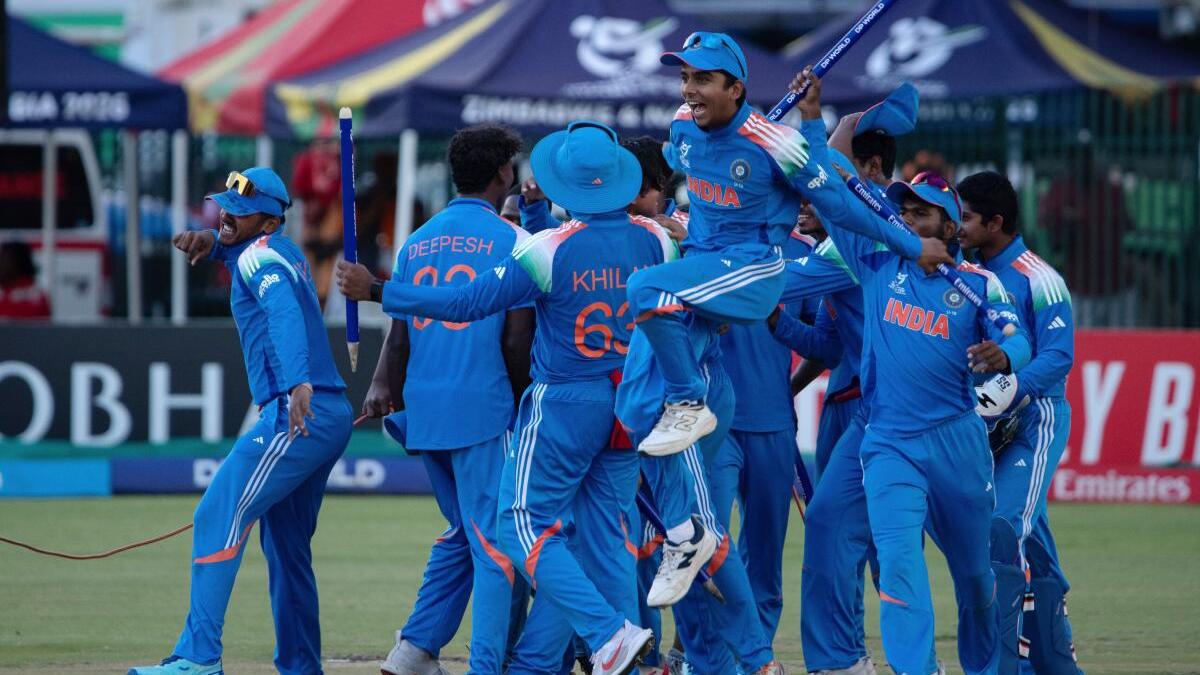 14 साल की उम्र में वैभव सूर्यवंशी: भारत के अगले सचिन तेंदुलकर या विनोद कांबली से कोई सबक?