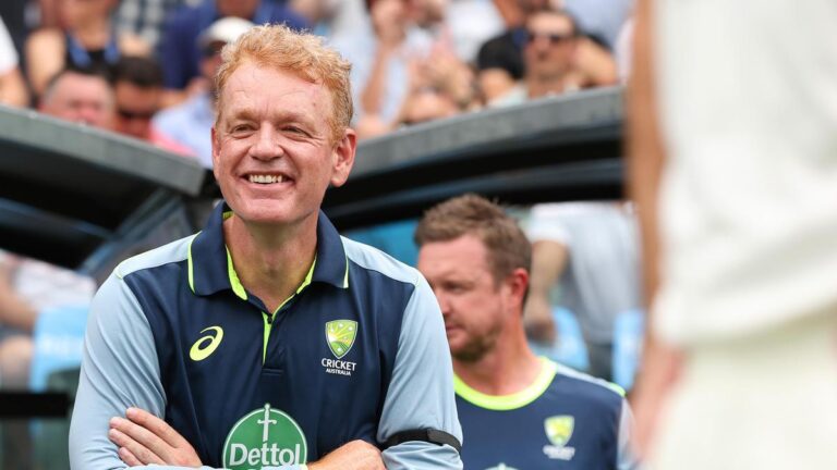 टी20 वर्ल्ड कप से ऑस्ट्रेलिया की शर्मनाक विदाई के बाद कोच पर बरसे दिग्गज