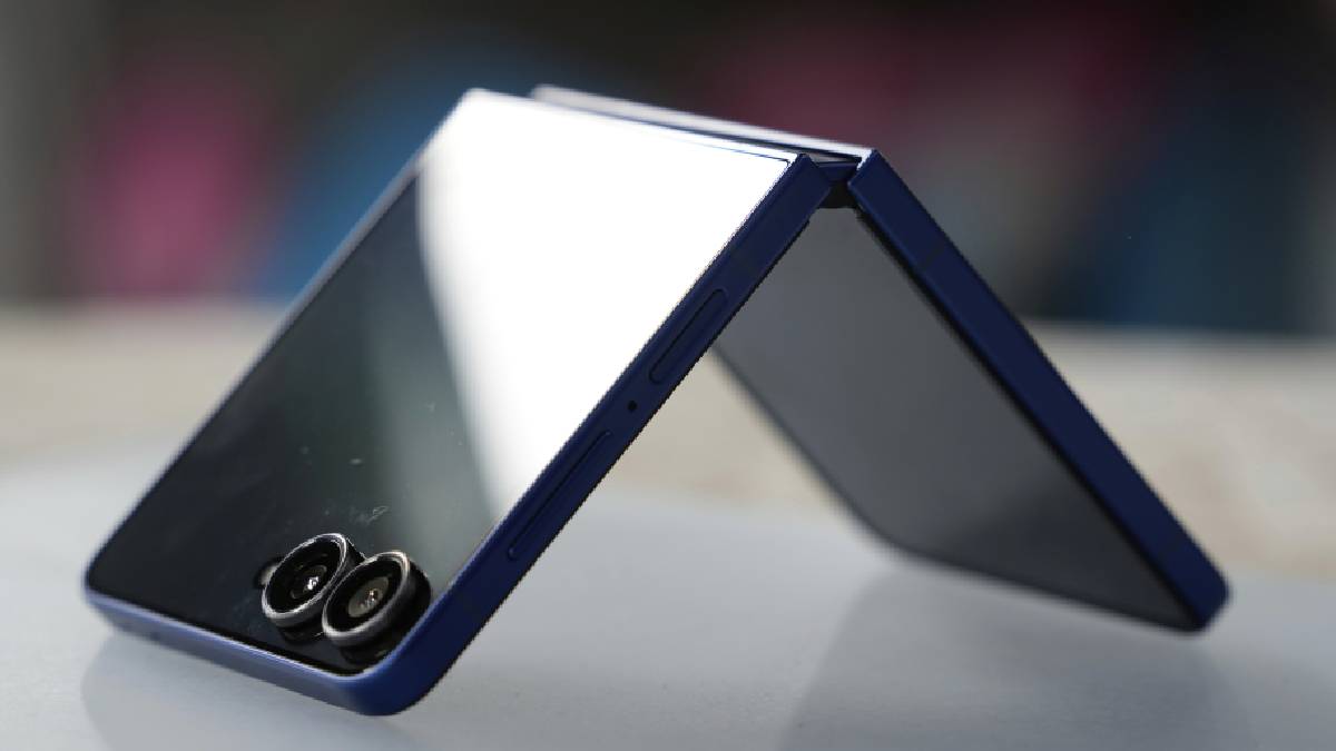 Apple का iPhone फ्लिप विचाराधीन: मार्क गुरमन ने नई फोल्डेबल योजनाओं का खुलासा किया