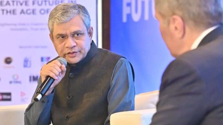 अश्विनी वैष्णव ने एआई शिखर सम्मेलन के पहले दिन की अव्यवस्था के लिए माफी मांगी, बेहतर अनुभव का वादा किया