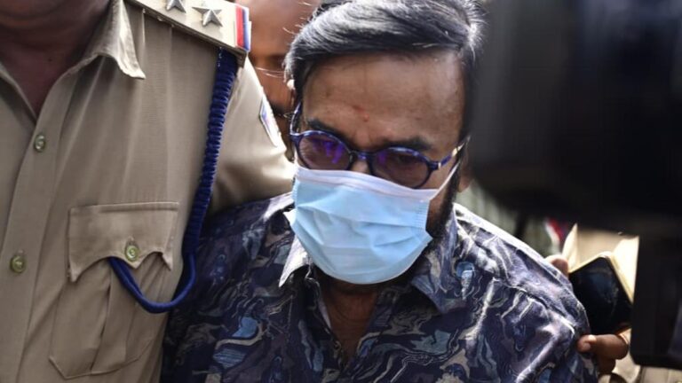 केरल के अभिनेता मनियानपिला राजू हिट-एंड-रन मामले में गिरफ्तार; स्टेशन जमानत पर छोड़ दिया गया