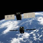 क्या AI डेटा सेंटर वास्तव में अंतरिक्ष में काम कर सकते हैं? तकनीकी और पर्यावरणीय बाधाएँ