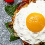 क्या अंडे की जर्दी आपके स्वास्थ्य के लिए हानिकारक है? दिल्ली स्थित हृदय रोग विशेषज्ञ कोलेस्ट्रॉल पर ताजा जानकारी प्रदान करते हैं