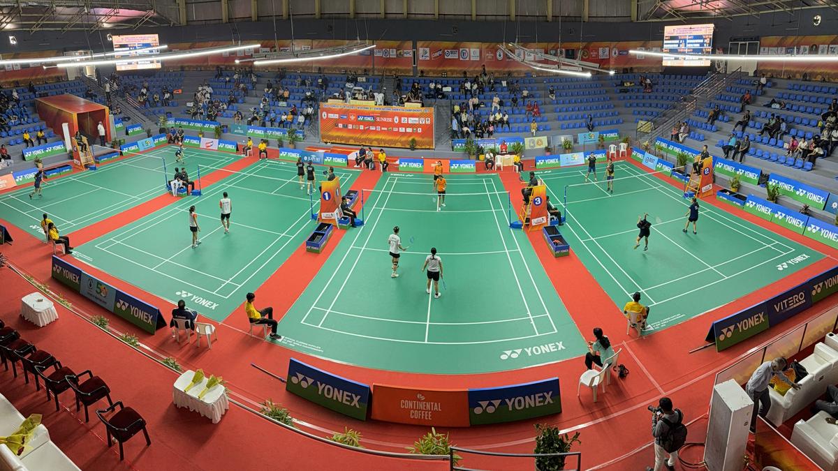 क्या बैडमिंटन गति के बदले गहराई का व्यापार करने को तैयार है?