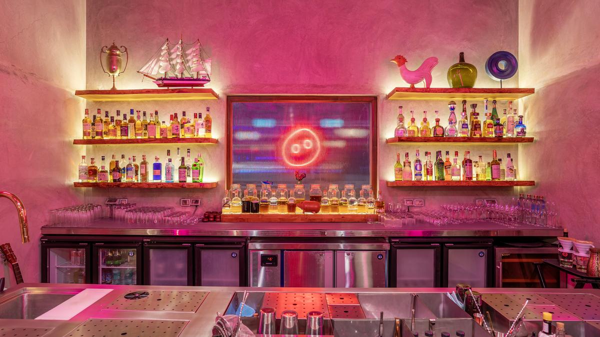 गोवा में एक नया बार क्लासिक कॉकटेल पर झंझट-मुक्त रिफ़ परोसता है