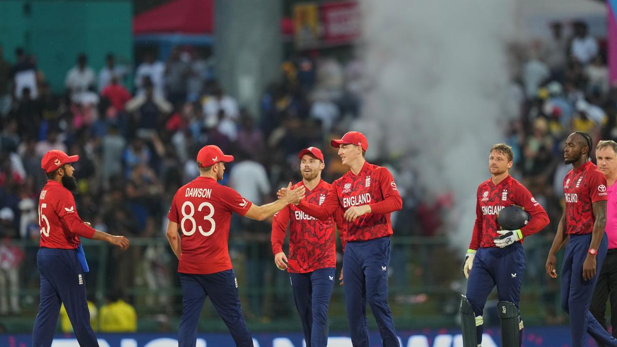 टी20 वर्ल्ड कप सुपर 8: इंग्लैंड और पाकिस्तान की नजरें अहम अंक पर
