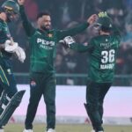 पाकिस्तान भारत के खिलाफ टी20 विश्व कप मैच का बहिष्कार करेगा लेकिन टूर्नामेंट में प्रतिस्पर्धा करेगा