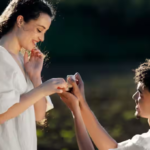 प्रपोज डे 2026: तारीख, इतिहास, महत्व और वेलेंटाइन वीक के दूसरे दिन को मनाने के मीठे तरीके