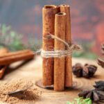 यूके के पोषण विशेषज्ञ ने शीर्ष 5 'वसा जलाने वाले मसाले' साझा किए। संकेत: वे पहले से ही आपकी रसोई में बैठे हैं