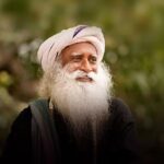 सद्गुरु द्वारा आज का उद्धरण: 'केवल एक चीज जो आपके और आपकी भलाई के बीच खड़ी है वह है...'