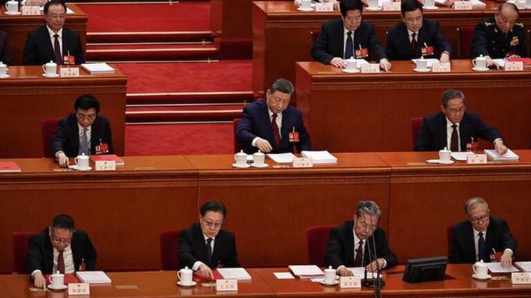 चीन का नया अल्पसंख्यक कानून: क्या यह 55 जातीय समूहों की पहचान के लिए एक खतरनाक और कड़ा कदम है?