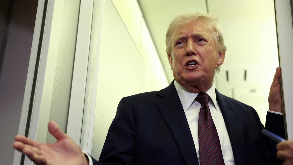 अप्रवासियों को बिना बांड के हिरासत में रखने के मामले में अमेरिका ने अदालत में ट्रम्प प्रशासन का पक्ष लिया