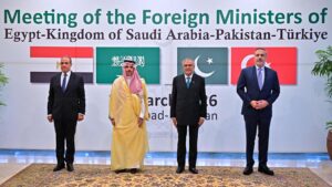 अमेरिका और ईरान के बीच बातचीत कराने के लिए पाकिस्तान को सम्मानित किया जाएगा: विदेश मंत्री इशाक डार