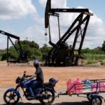 अमेरिका ने वेनेज़ुएला पर तेल प्रतिबंध में ढील दी क्योंकि ट्रम्प ईरान युद्ध के बीच वैश्विक तेल आपूर्ति को बढ़ावा देना चाहते हैं