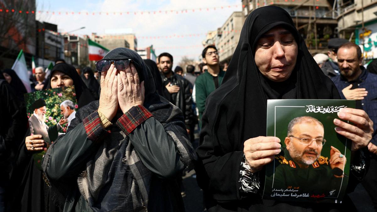 ईरान पर इज़राइल-अमेरिका का हमला: ईरान और शहादत की राजनीति