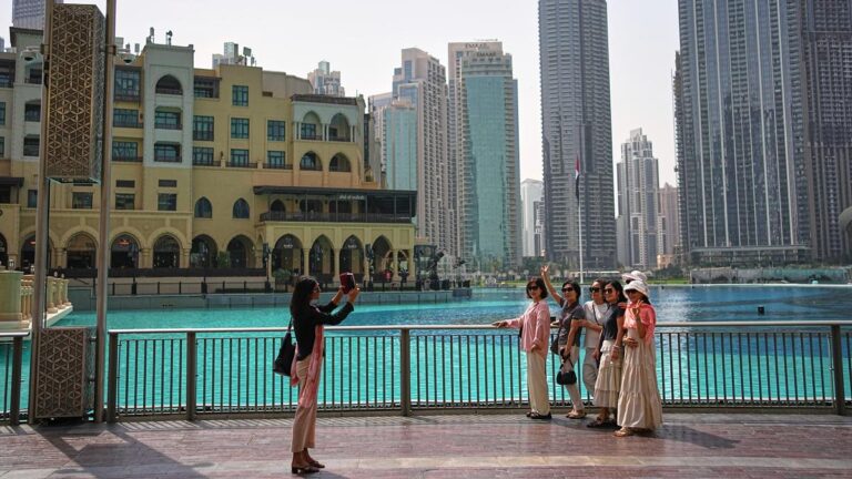 ईरान युद्ध और आप्रवासियों का अनिश्चित भविष्य