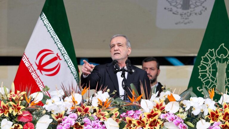 ईरानी राष्ट्रपति पेज़ेशकियान ने मध्यस्थता प्रयासों की पुष्टि की; आईआरजीसी ने दी 'लंबे युद्ध' की चेतावनी