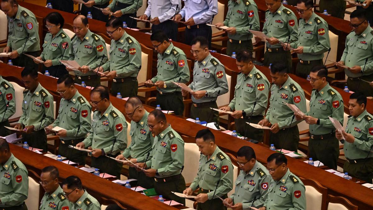 एक देश के बिना एक मतपत्र: म्यांमार में बहुलवाद के लिए एक शांत मामला