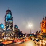 कल से शुरू हो रही महाराष्ट्र परिवहन हड़ताल के कारण बसें, टैक्सियाँ, ट्रक सड़कों से नदारद हैं