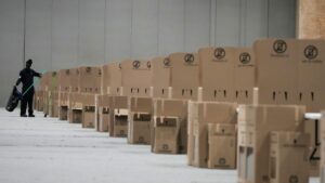 कोलंबिया के लोग नई कांग्रेस का चुनाव कर रहे हैं, राष्ट्रपति पद के उम्मीदवारों का चुनाव कर रहे हैं