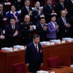 चीन के राष्ट्रपति ने भ्रष्टाचार विरोधी सफाई के हिस्से के रूप में सेना में राजनीतिक वफादारी की मांग की