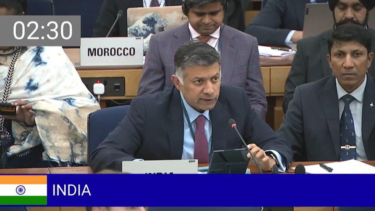 चीन ने भारत के नए राजदूत के रूप में विक्रम दोराईस्वामी की नियुक्ति का स्वागत किया है