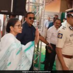 चुनाव की घोषणा के कुछ घंटे बाद चुनाव आयोग ने किया फेरबदल, तृणमूल ने किया पलटवार