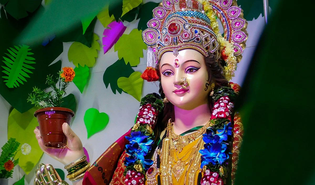 चैत्र नवरात्रि 2026: चैत्र नवरात्रि 19 मार्च को उत्तराभाद्रपद नक्षत्र और शुक्ल योग में शुरू होगी।