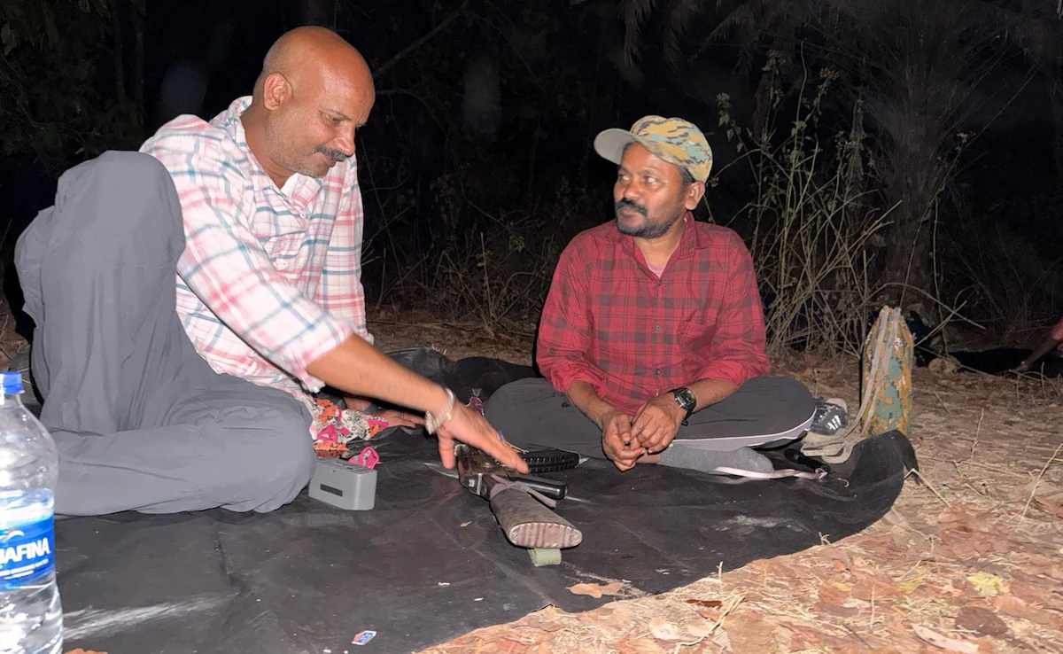 जंगल में पत्र, मंत्री को फोन: एनडीटीवी रिपोर्टर ने शीर्ष माओवादी के आत्मसमर्पण में कैसे भूमिका निभाई?