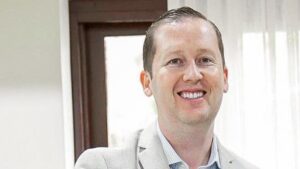 जैसा कि गोर दक्षिण एशिया में अमेरिका के विशेष दूत के रूप में पहली यात्रा कर रहे हैं, दिल्ली रणनीतिक संकेतों पर बारीकी से नजर रख रही है