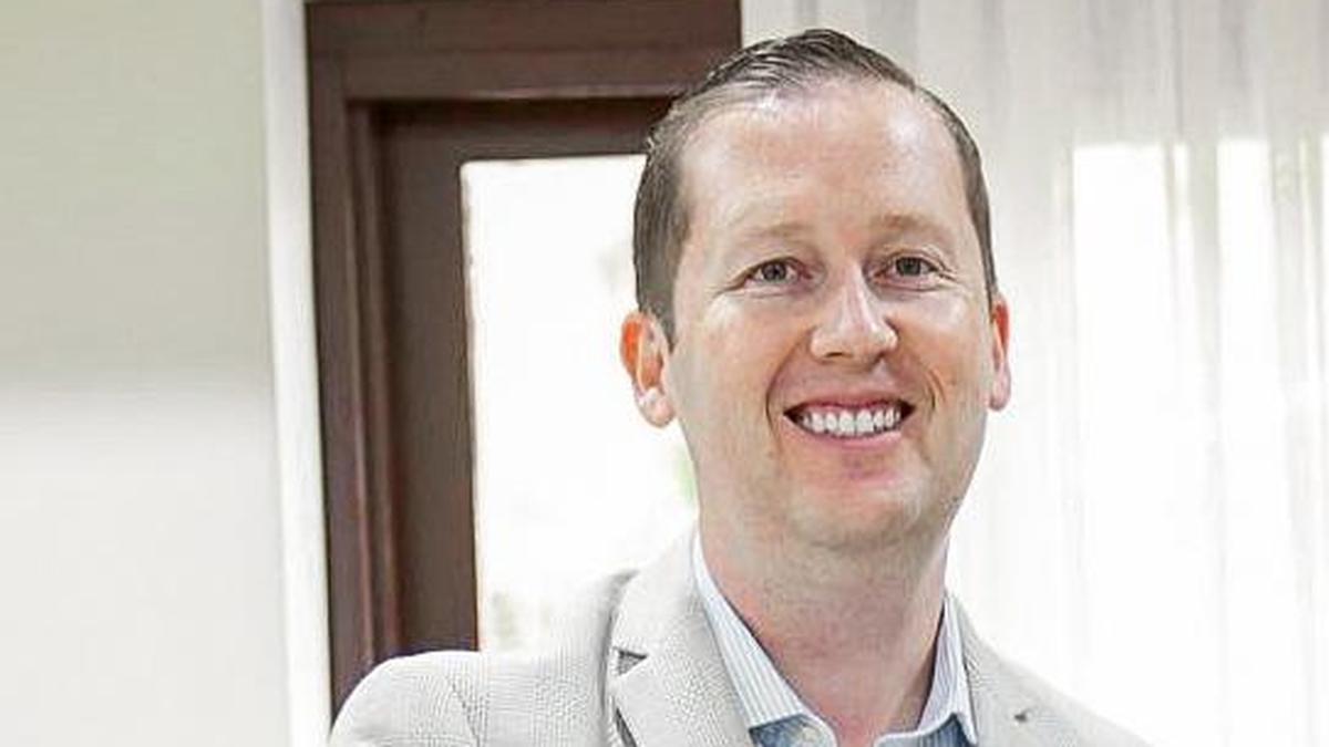 जैसा कि गोर दक्षिण एशिया में अमेरिका के विशेष दूत के रूप में पहली यात्रा कर रहे हैं, दिल्ली रणनीतिक संकेतों पर बारीकी से नजर रख रही है