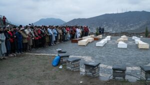 पाकिस्तान और अफगानिस्तान ने शत्रुता में ईद पर 'विराम' की घोषणा की है