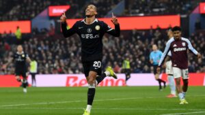 प्रीमियर लीग: मैन सिटी के पिछड़ते ही आर्सेनल ने नियंत्रण हासिल कर लिया; चेल्सी ने विला को हराया और मैन यूनाइटेड हार गया, शीर्ष 5 की दौड़ कड़ी हो गई